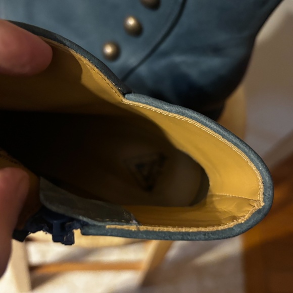 Fluevog Unity Penney denim blue real leather ankle boots with buttons NWT - Picture 11 of 13